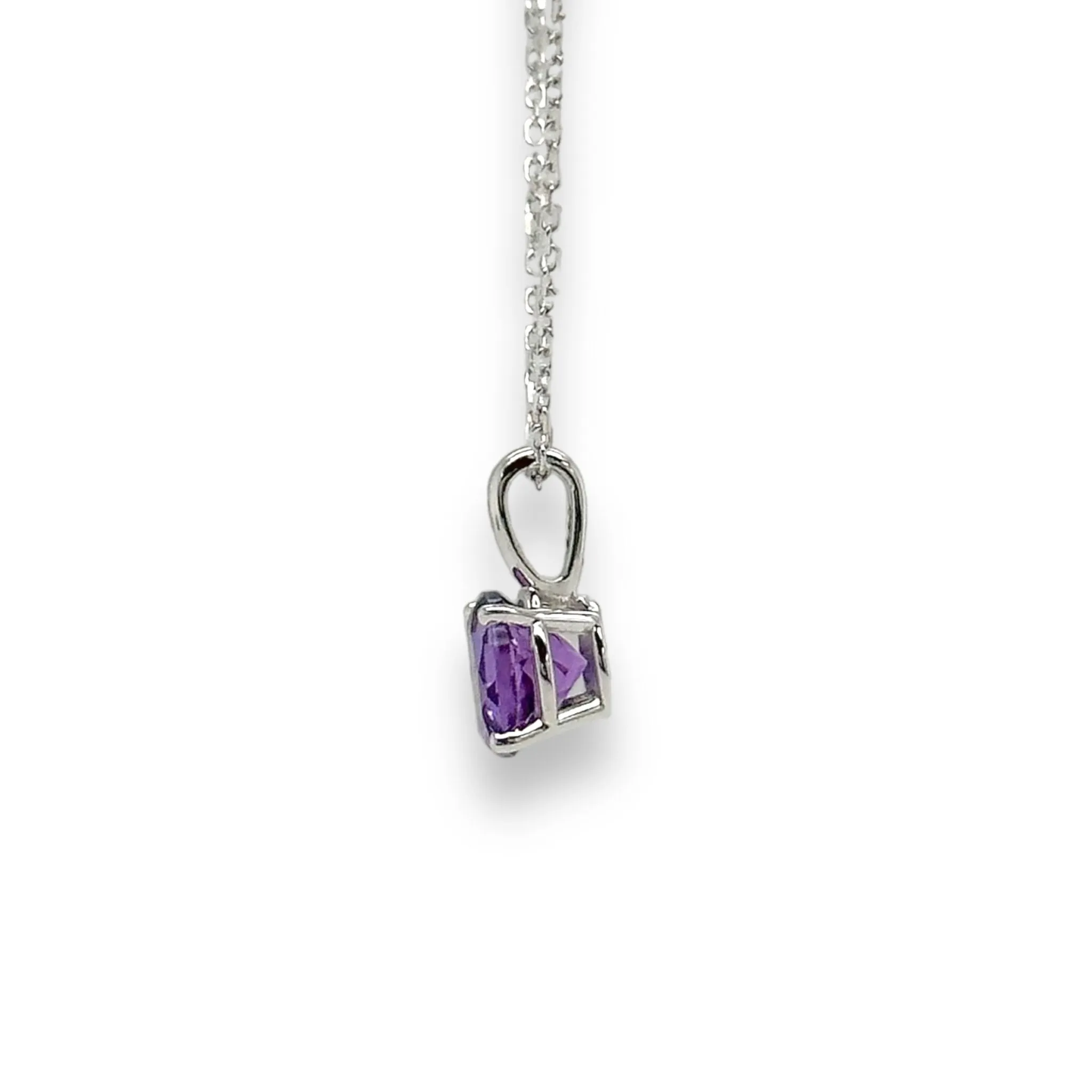 14K W Gold 0.70ct 6mm Round Amethyst Pendant