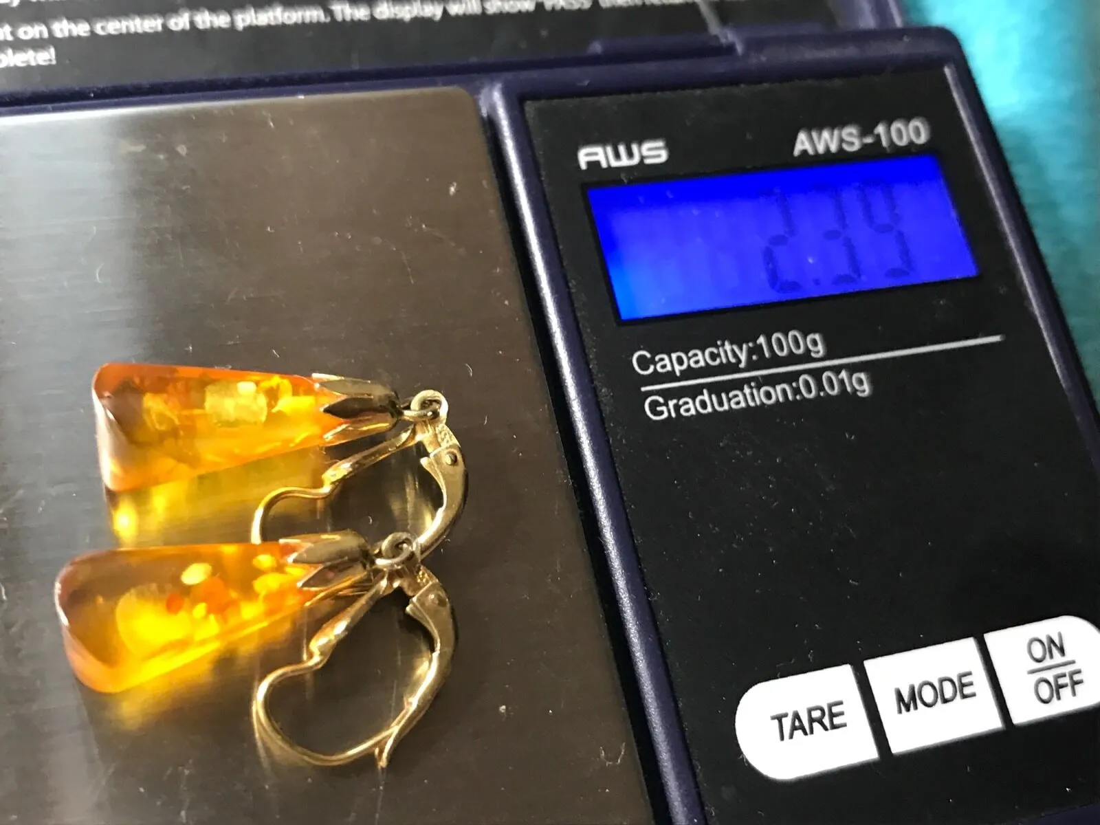 14k Yellow Gold Leverback Earrings w Dangling Prism Cut Amber. Warm Honey Color.