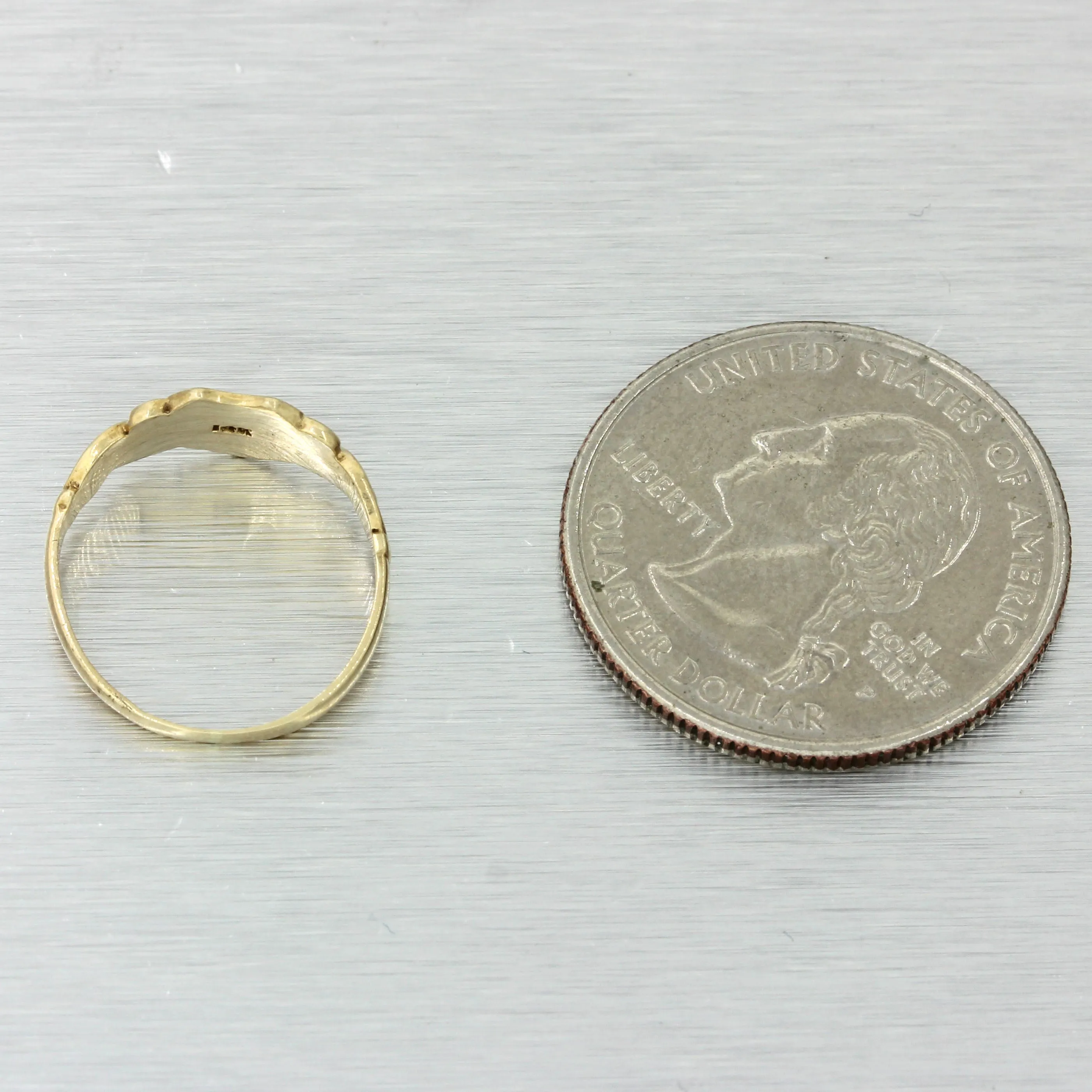1880s Antique Victorian Estate 14k Yellow Gold Shield Crest Signet Ring