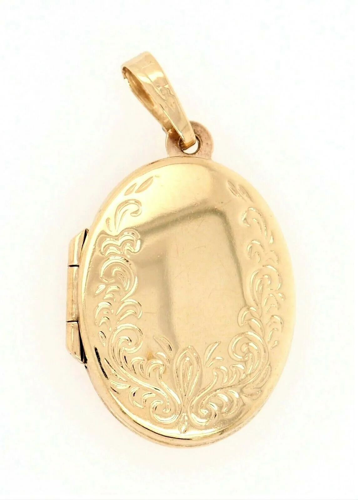 9ct Yellow Gold Locket Pendant with Embellished Front