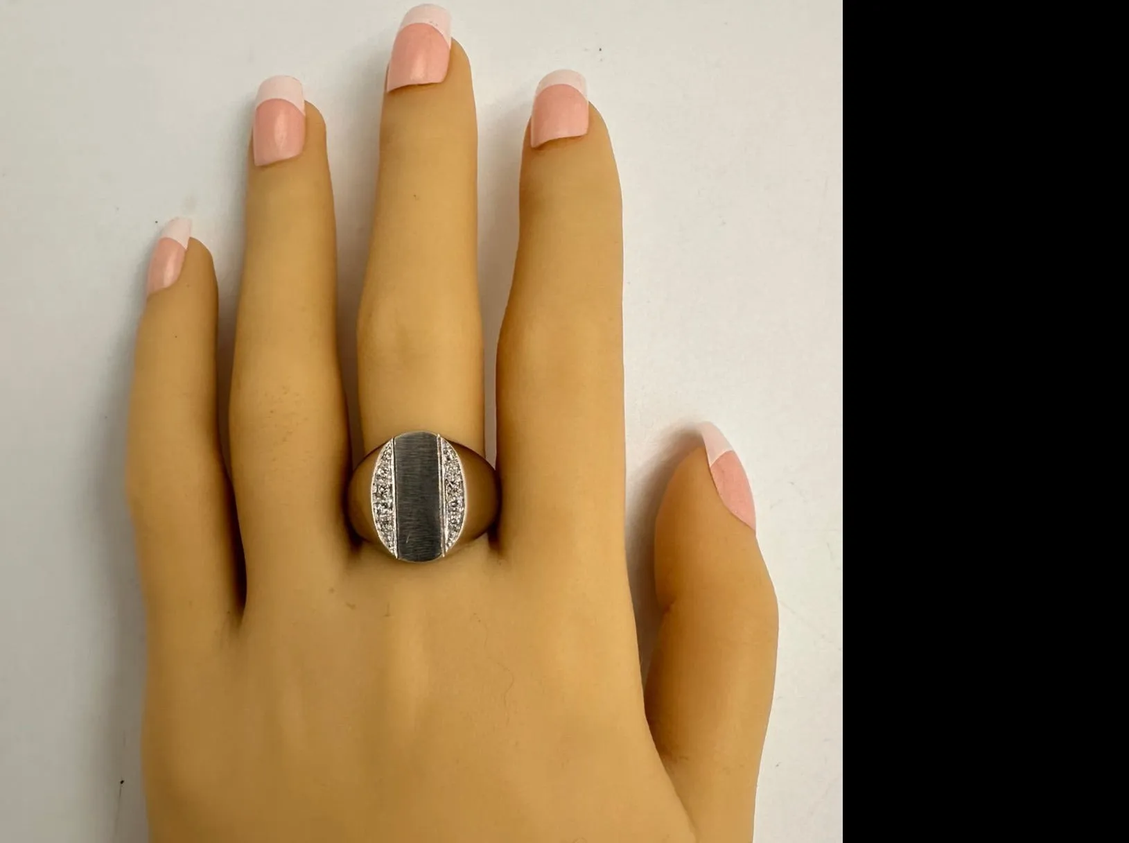 Amazing 18K Gold & Diamond Ring Gents/Unisex Signet Ring