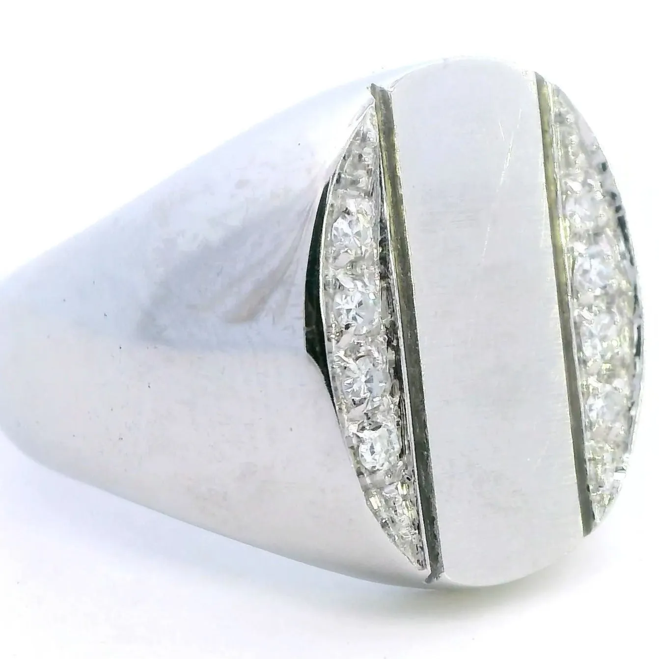 Amazing 18K Gold & Diamond Ring Gents/Unisex Signet Ring