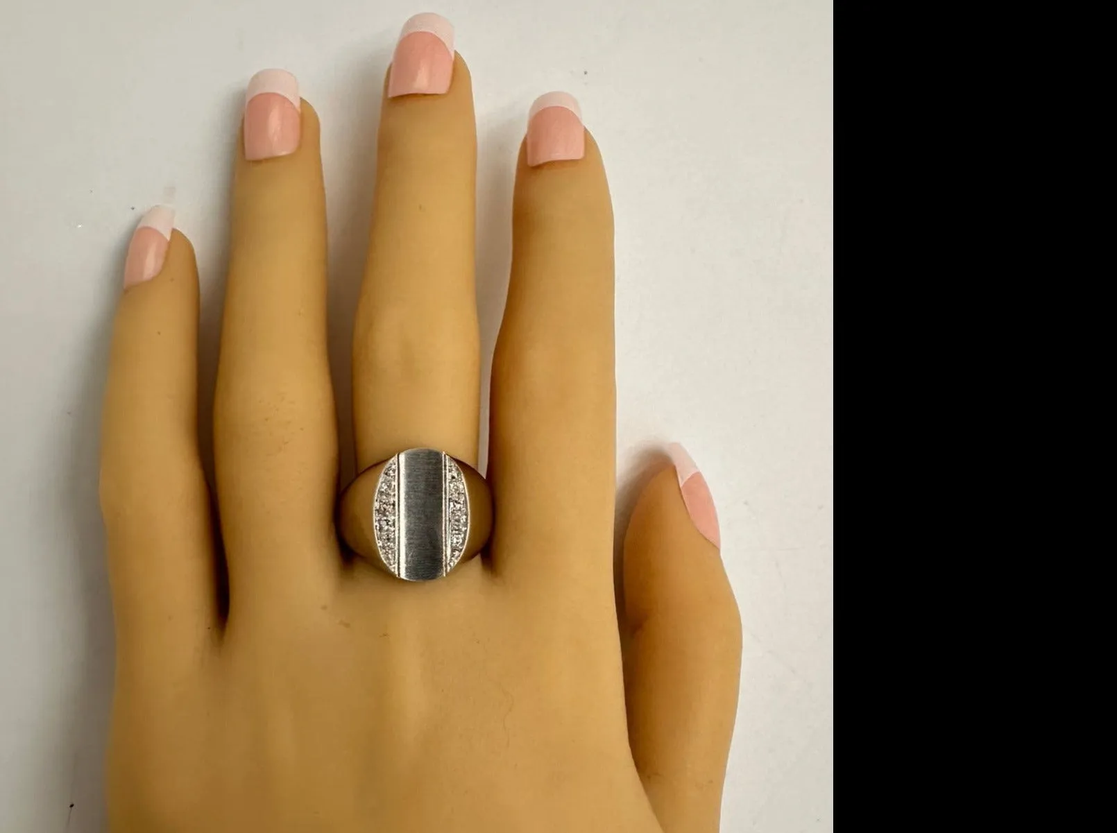 Amazing 18K Gold & Diamond Ring Gents/Unisex Signet Ring