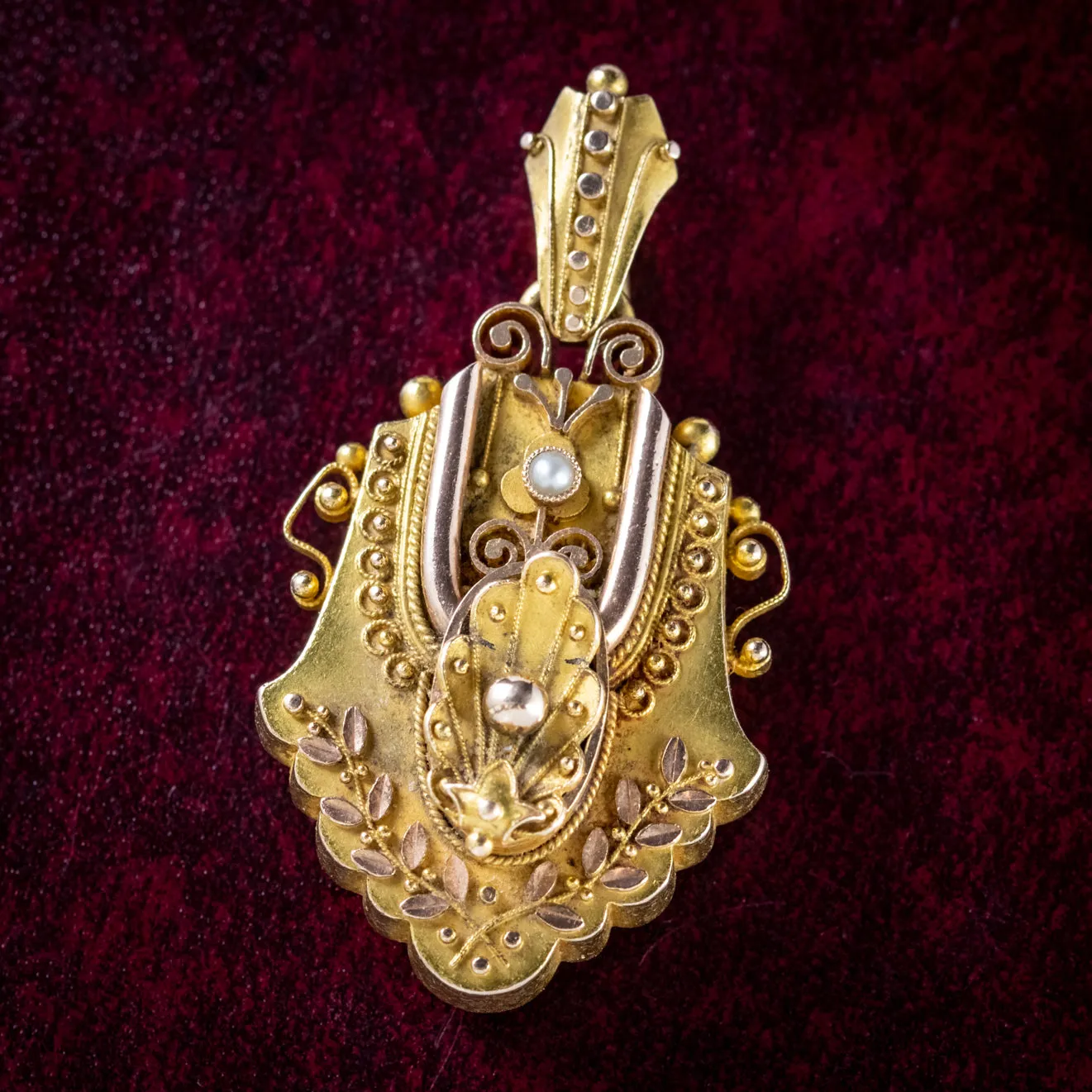 Antique Victorian Etruscan Locket Pendant 18Ct Gold Circa 1880