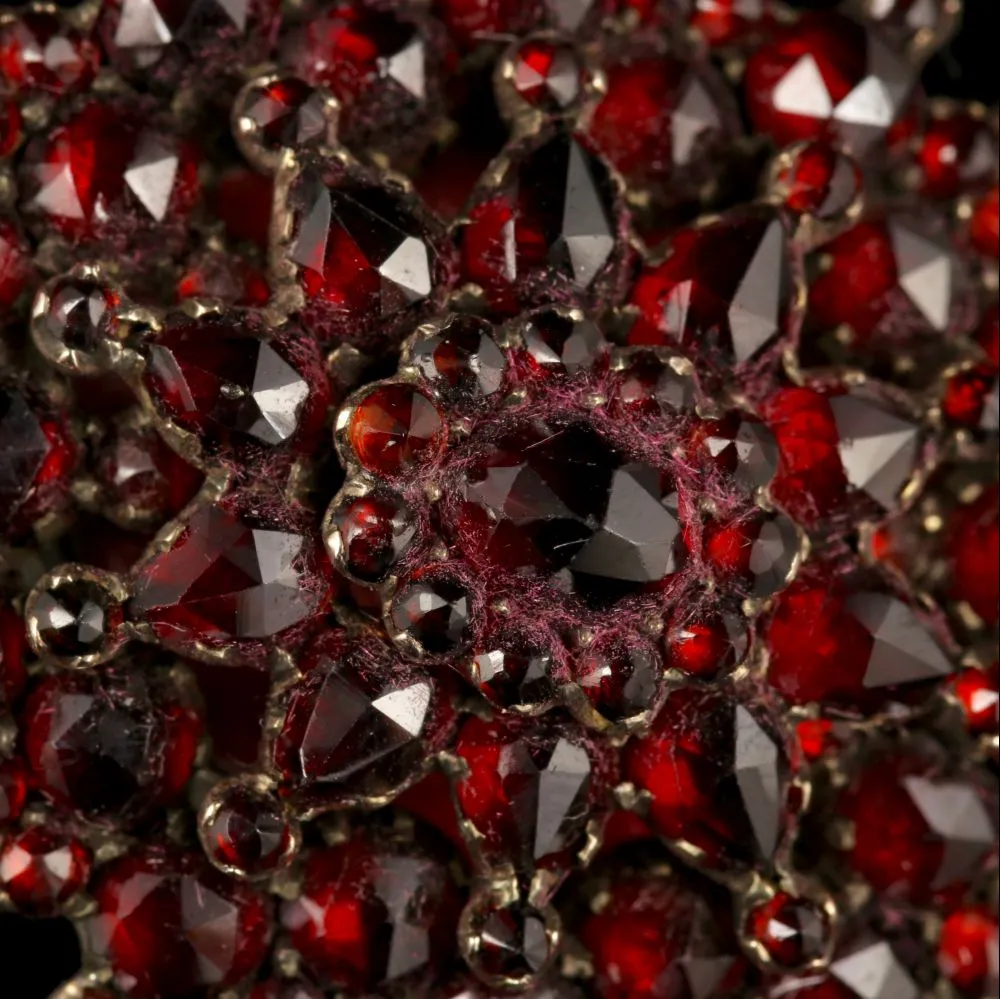 Antique Victorian Garnet Gold Brooch Locket Back Circa 1860
