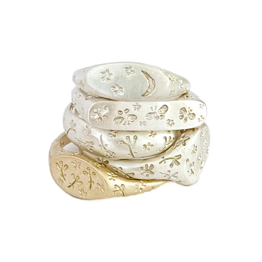 Botanica Firefly Signet Ring - Milly Thomas