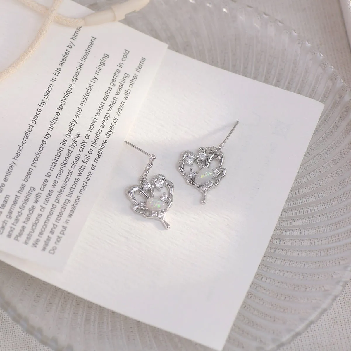 [Clearance] Silver Heart Earrings - Maya