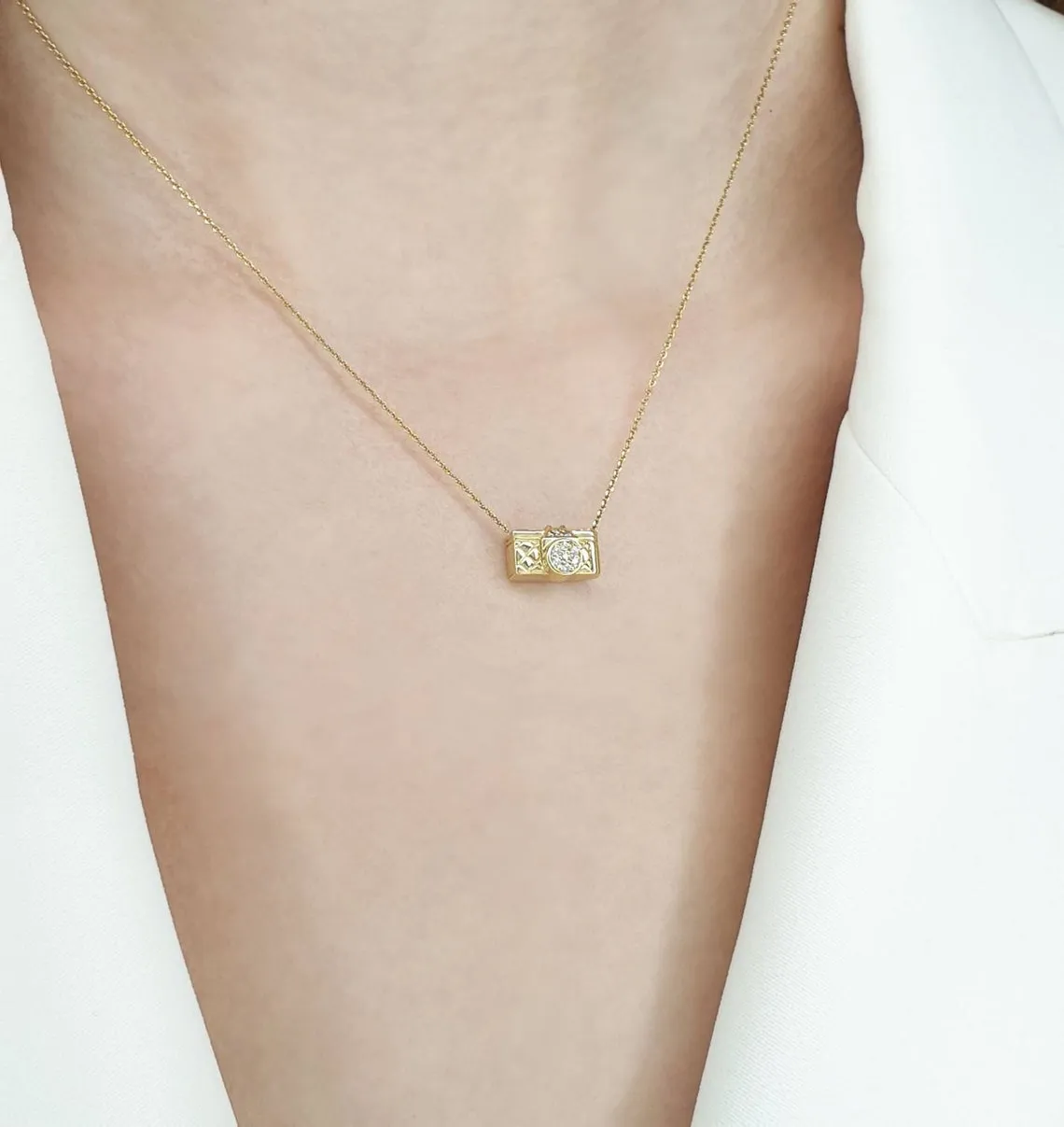 Custom camera photo pendant