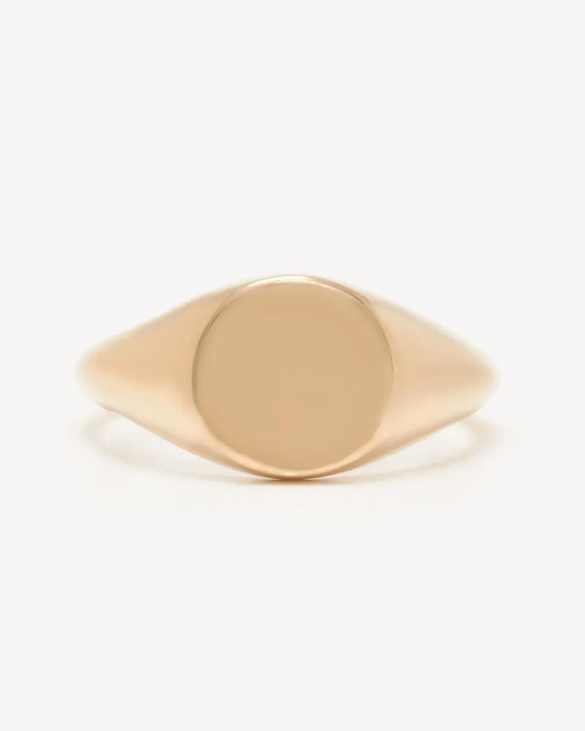 Dainty Signet