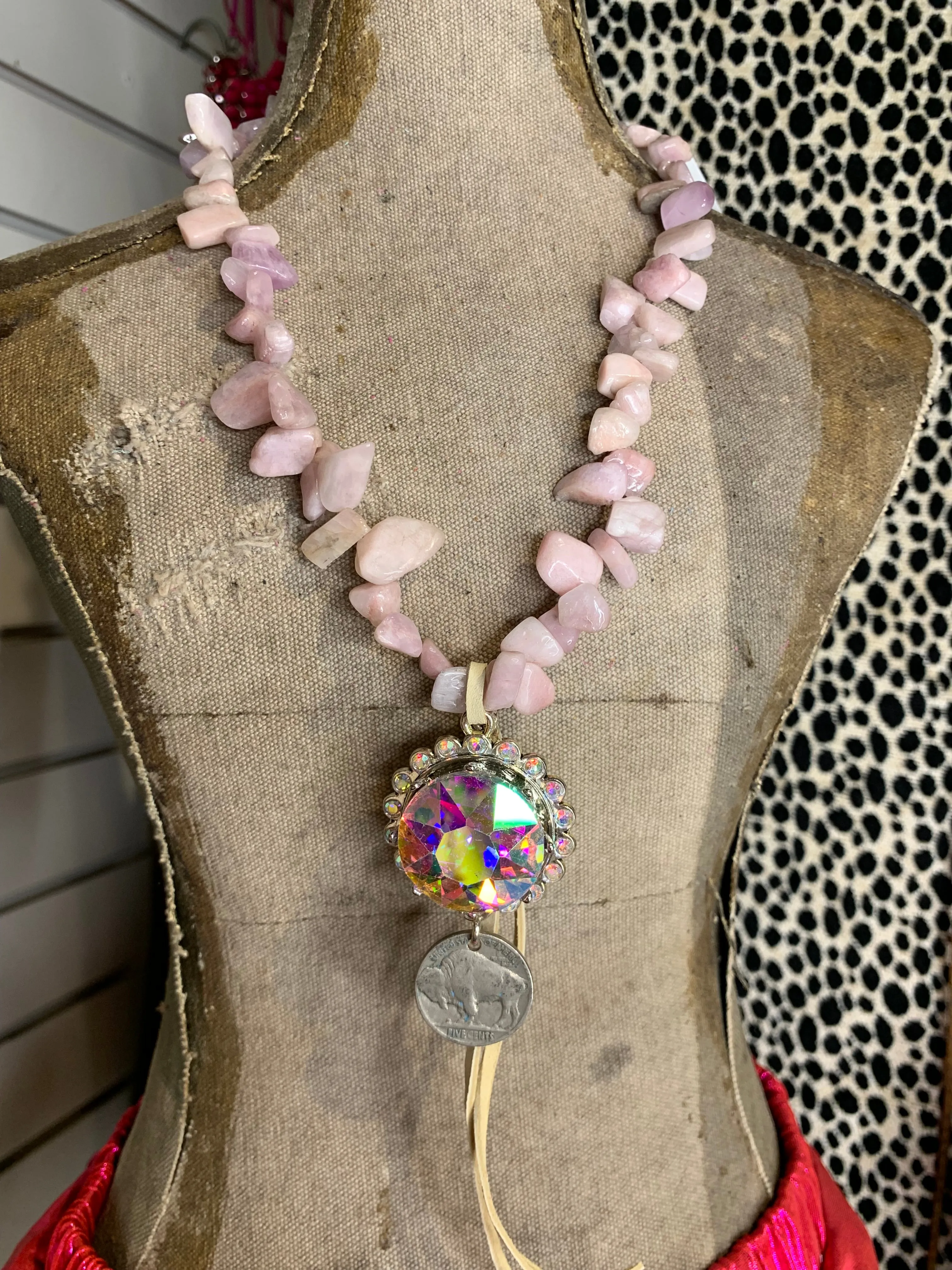 Dakota AB Chunky Stone Buffalo Nickel Necklace - Dusty Pink