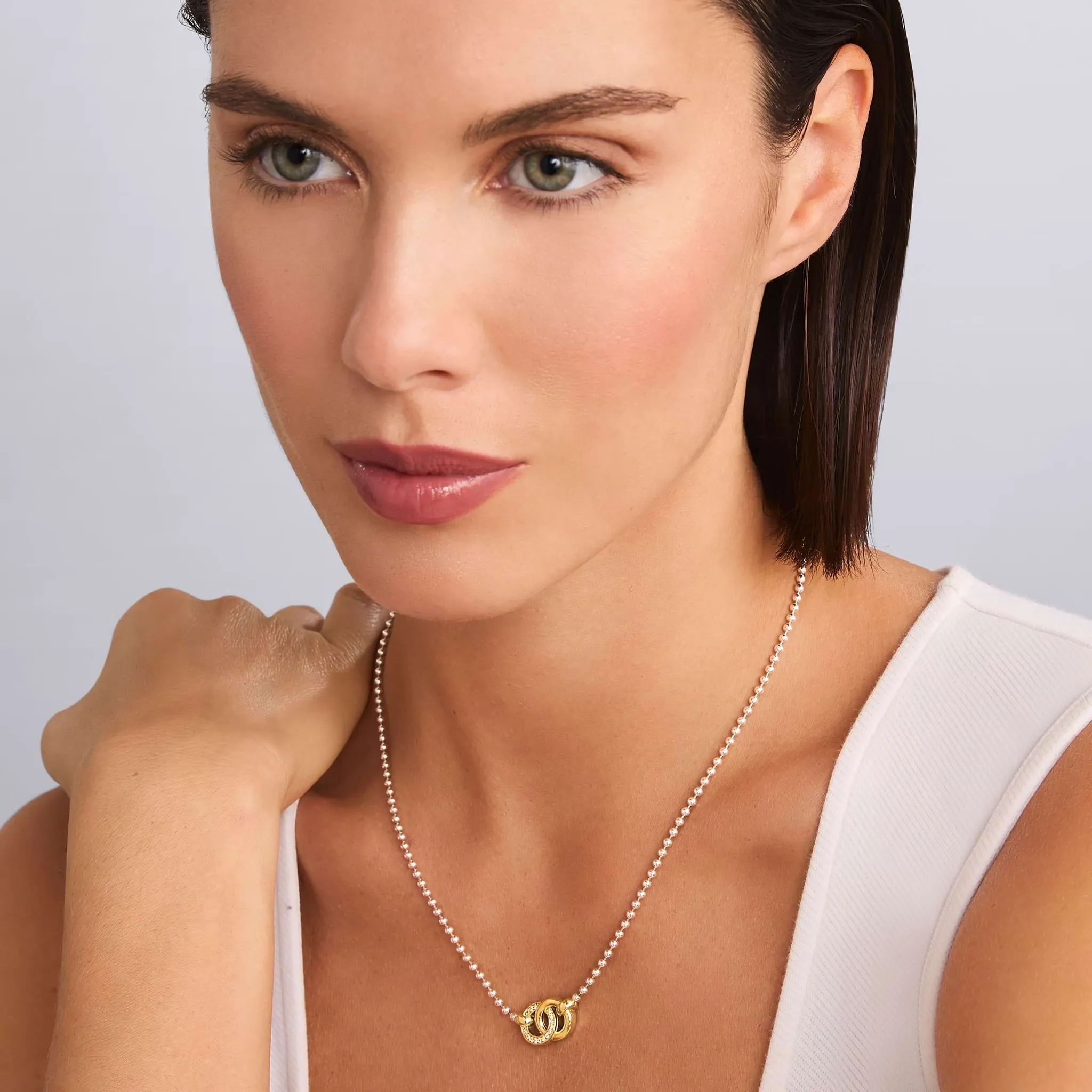 Interlocking Diamond Fixed Pendant Necklace