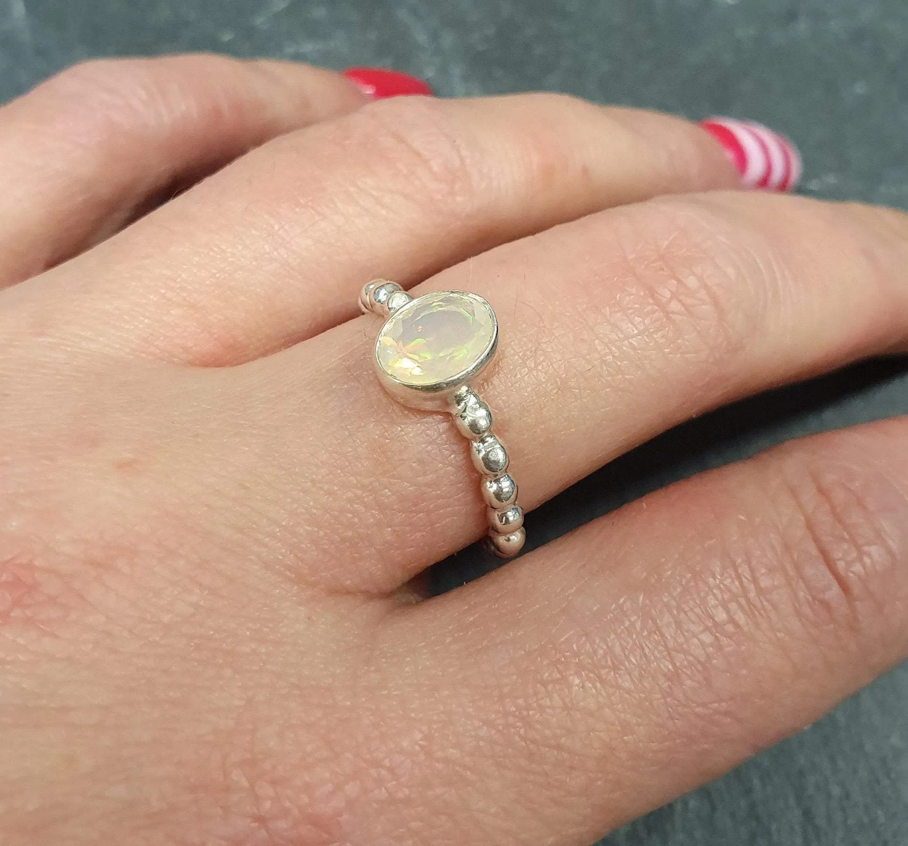 Natural Opal Ring - Oval Bezel Ring - Silver Bubble Band