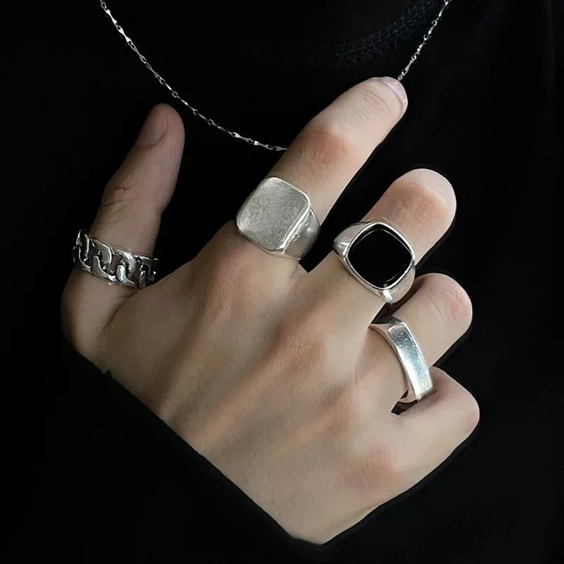New 2023 Alloy Glossy Rings for Men Geometric Width Signet Square Finger Punk Style Fashion Ring Jewelry Accessories Whole Sale