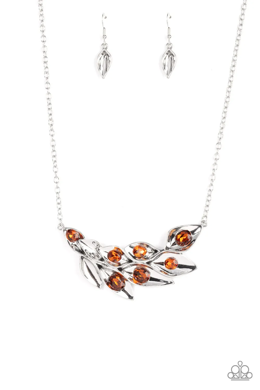 PAPARAZZI Enviable Elegance - Brown NECKLACE