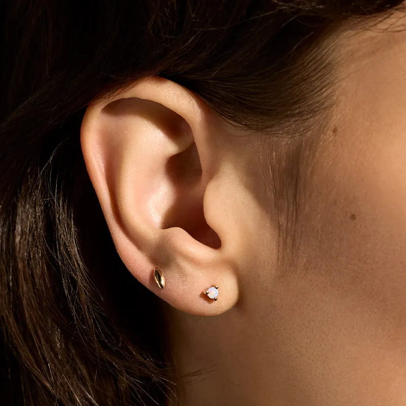 Tiny Stud, Opal, 9kt Yellow Gold