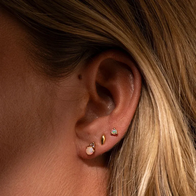 Tiny Stud, Opal, 9kt Yellow Gold