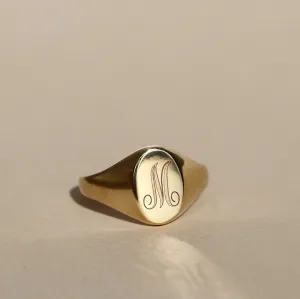 Womens Oval Signet Ring (Free Engraving)
